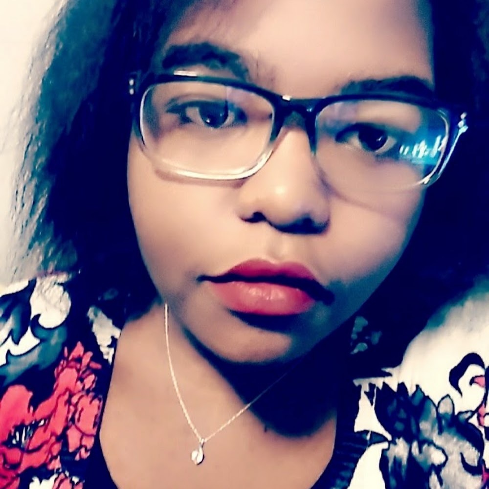 Meet your Posher, Natae
